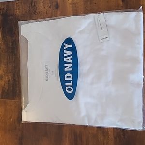 Women's old navy lightweight quarter length sleeves top size large white NIP